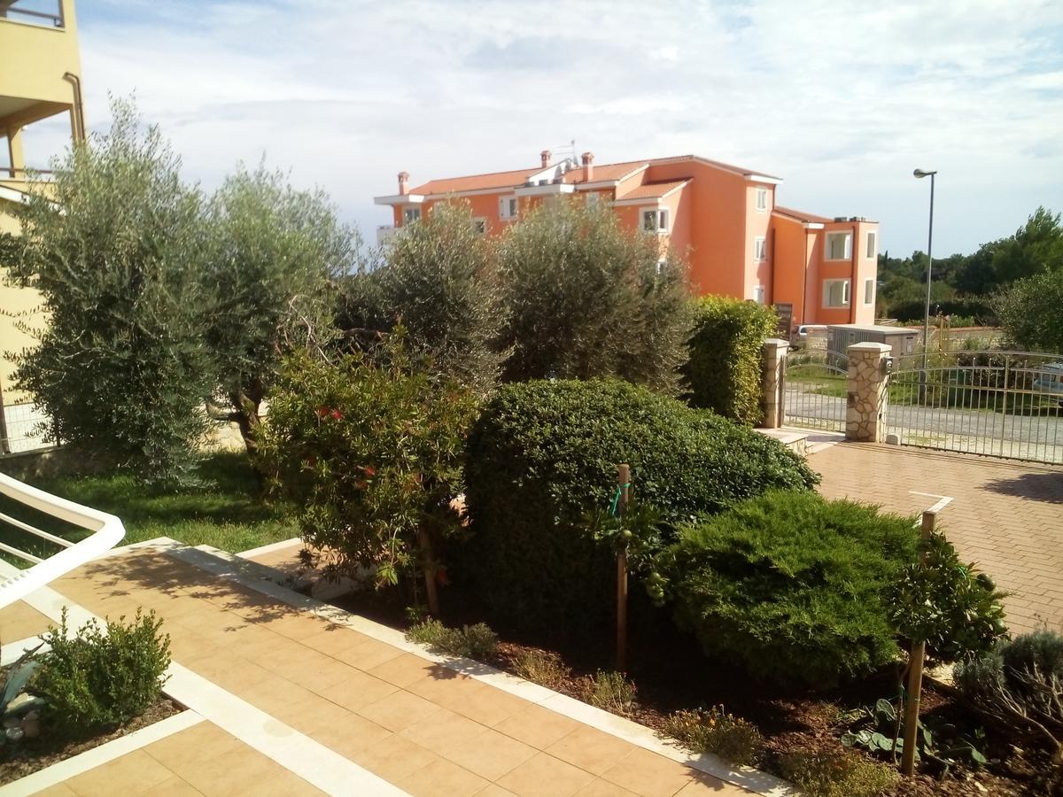 Apartments Villa Fernetich Премантура Екстер'єр фото